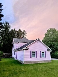 Building Photo - 1819 Northwestern Ave