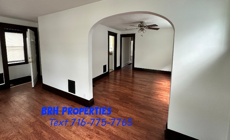 Building Photo - 100 Somerton Ave