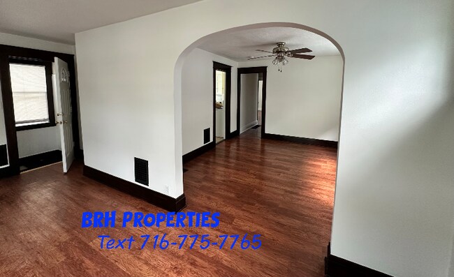 Building Photo - 100 Somerton Ave