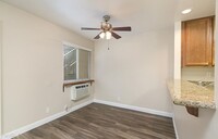 Building Photo - 2 br, 2 bath Condo - 145 West El Norte Par...