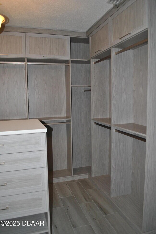 Building Photo - 128 Centennial Park Dr