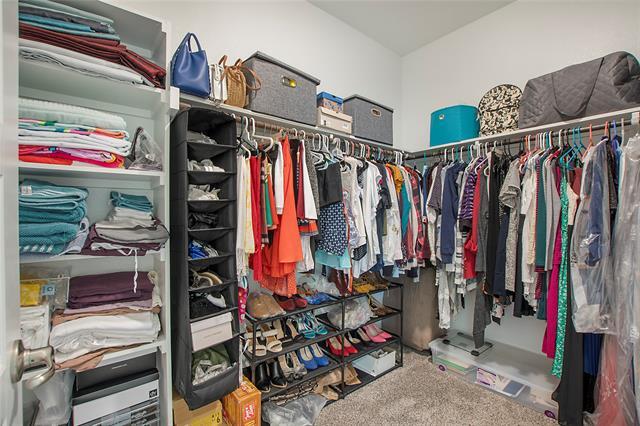 Building Photo - 219 Spirehaven Dr