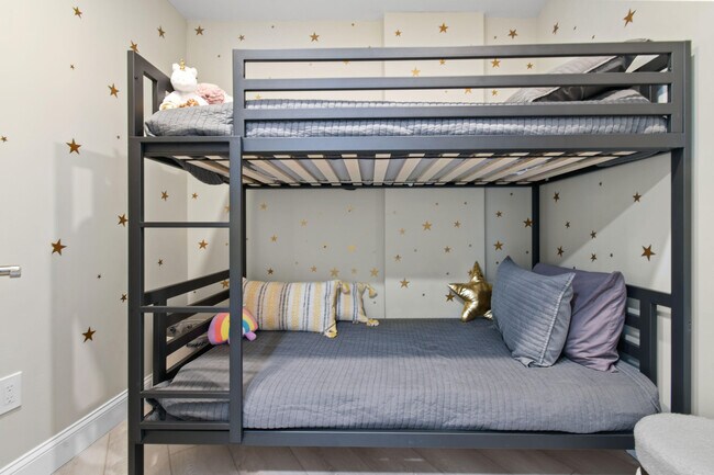 Building Photo - 2774 S Ocean Blvd