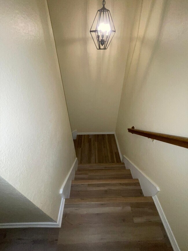 Building Photo - 2108 Northridge Dr
