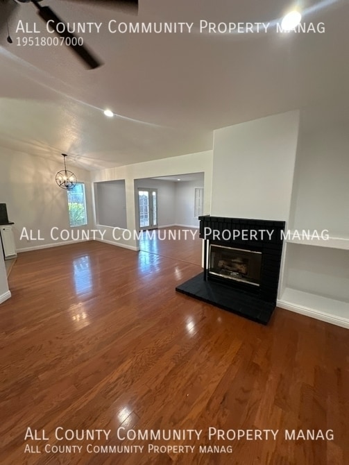 Building Photo - 1857 Creekside Dr