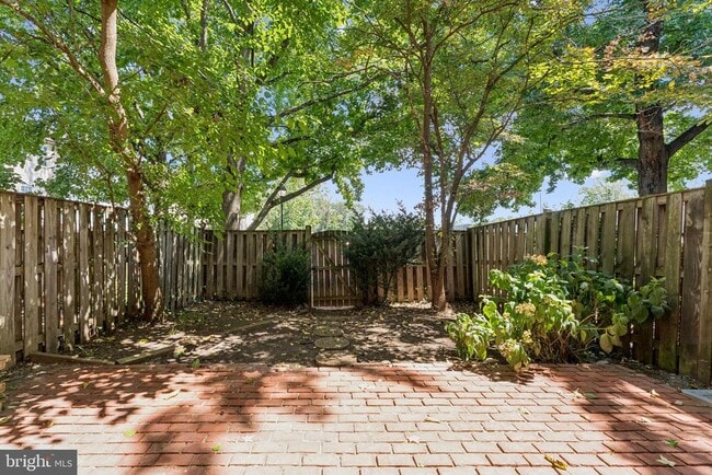 Building Photo - 3116 Valentino Ct