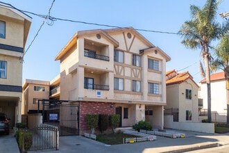 Building Photo - 11503 Menlo Ave.