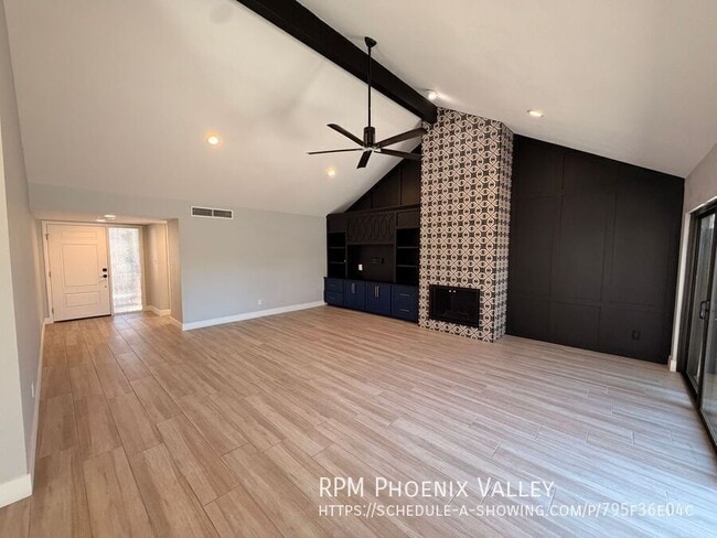 Building Photo - 7826 E San Miguel Ave