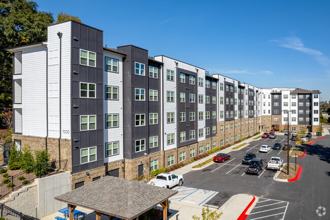 Building Photo - Parkside Apartments