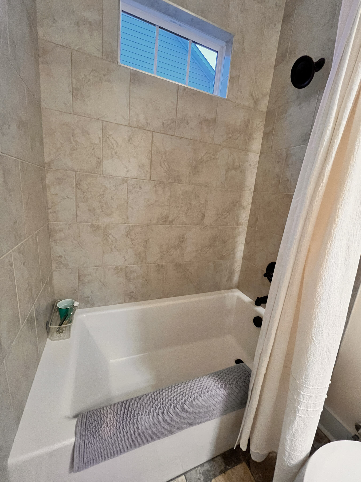 Hall bath - 426 Sheldon Rd