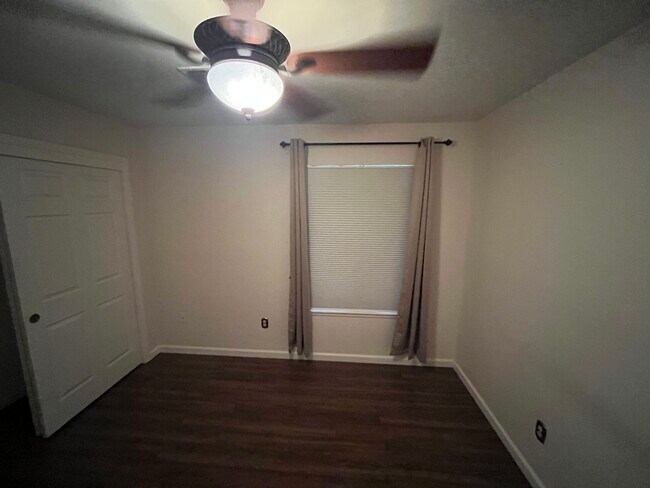 Building Photo - 3721 Abbott Dr