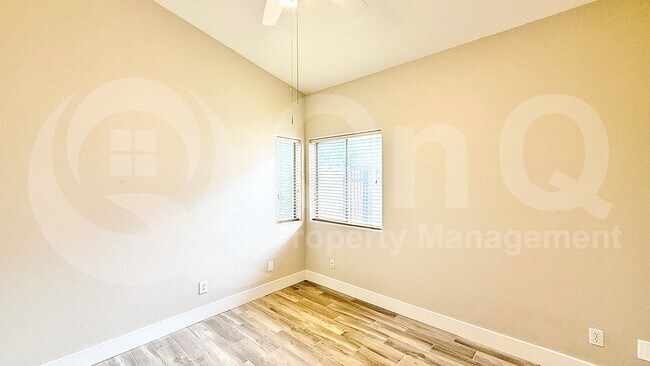 Building Photo - 3237 E Maldonado Dr