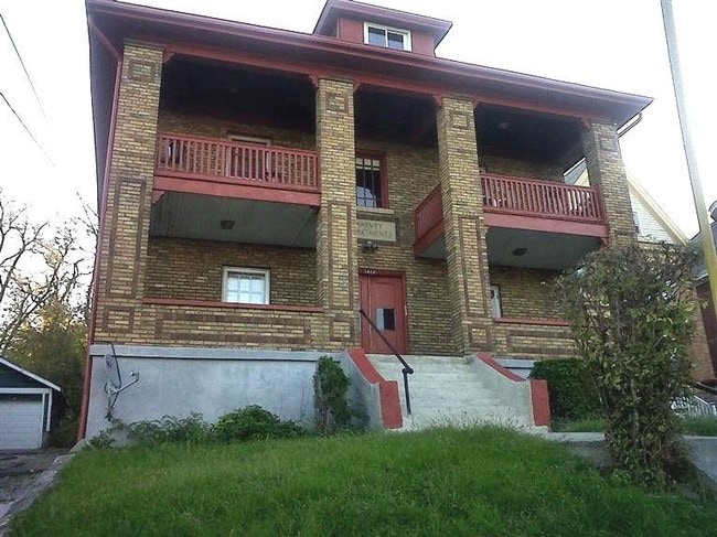 Primary Photo - Harvey Apartments