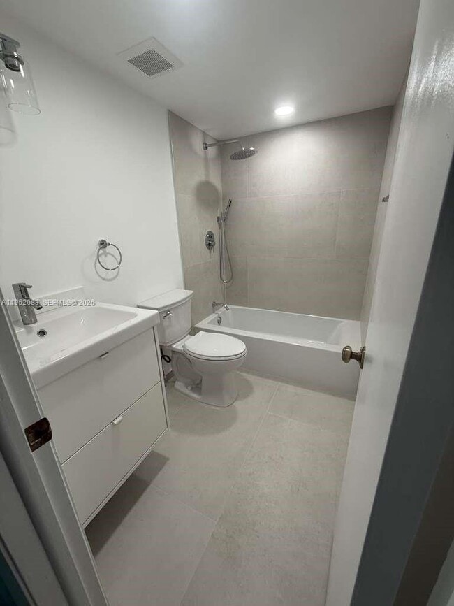 Building Photo - 2055 SW 122nd Ave