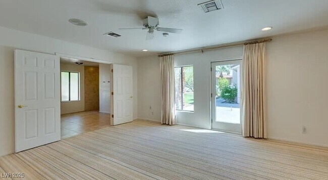 Building Photo - 7040 Bailey Cir