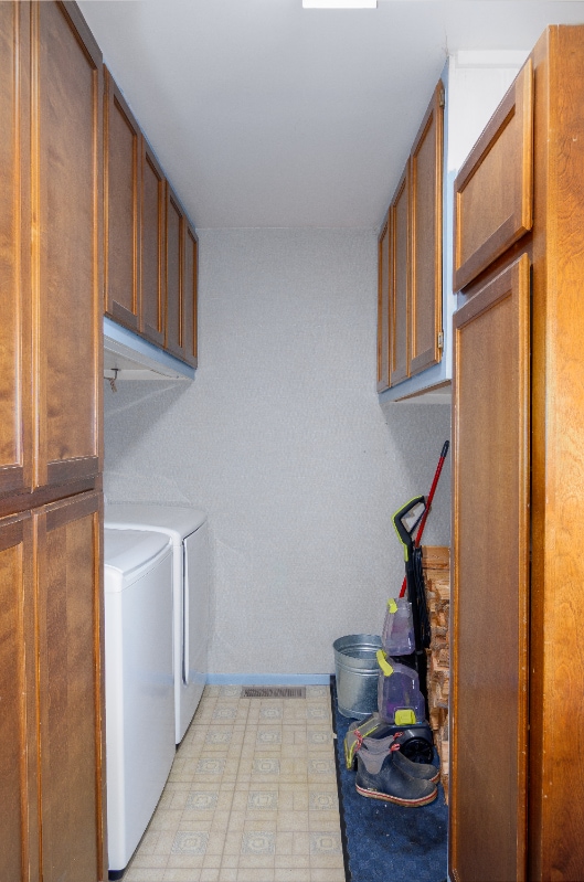 Building Photo - 308 Dakota Ave