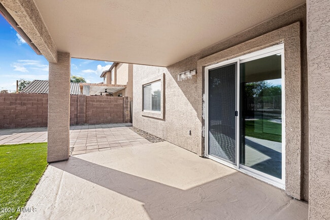 Building Photo - 7911 S 47th Ln