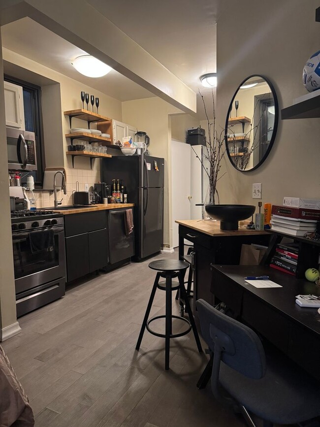 Building Photo - 80 St Nicholas Ave