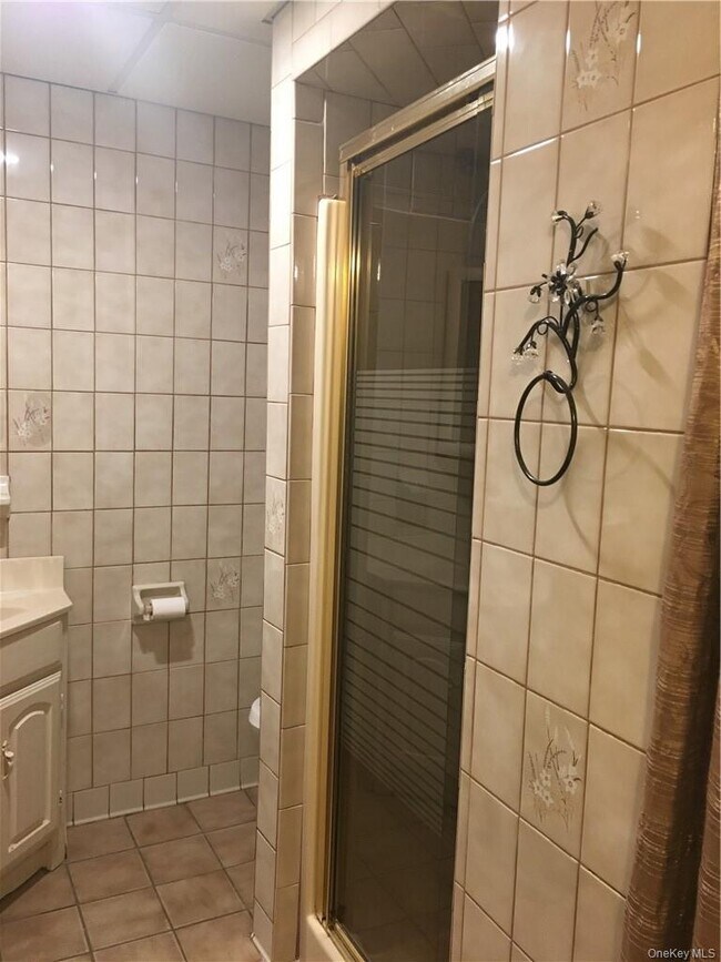 Building Photo - 23 Bragaglia Dr