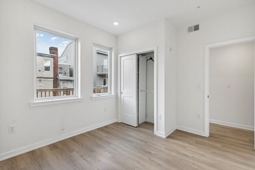 Building Photo - 1809 N 18th St