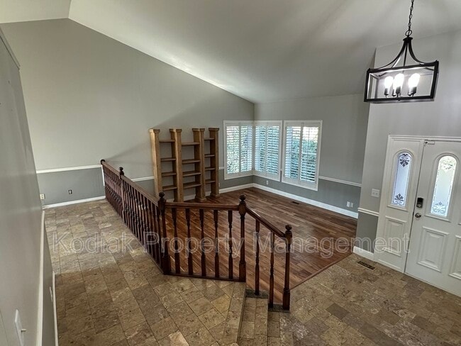 Building Photo - 13 N 3100 E