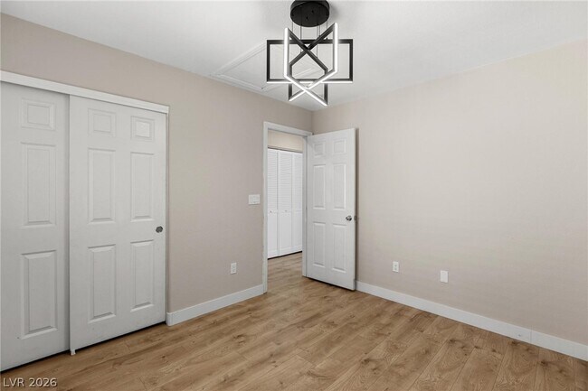 Building Photo - 3647 McMurty Ct