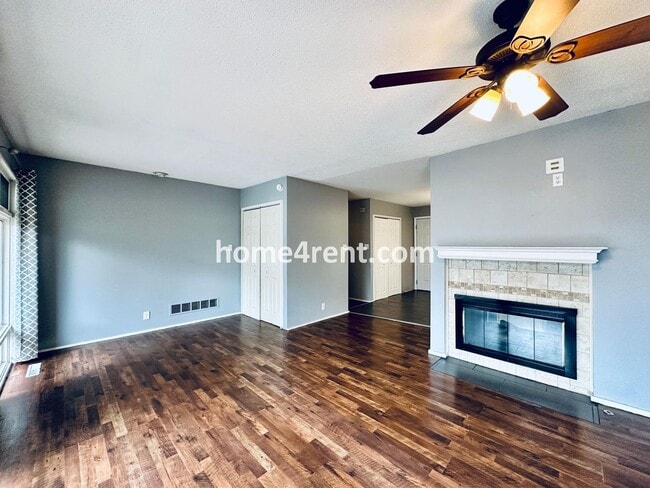 Building Photo - Charming Ranch Style, Prairie Village Home w/ a Fenced Yard, Updated Baths, and All Appliances In...