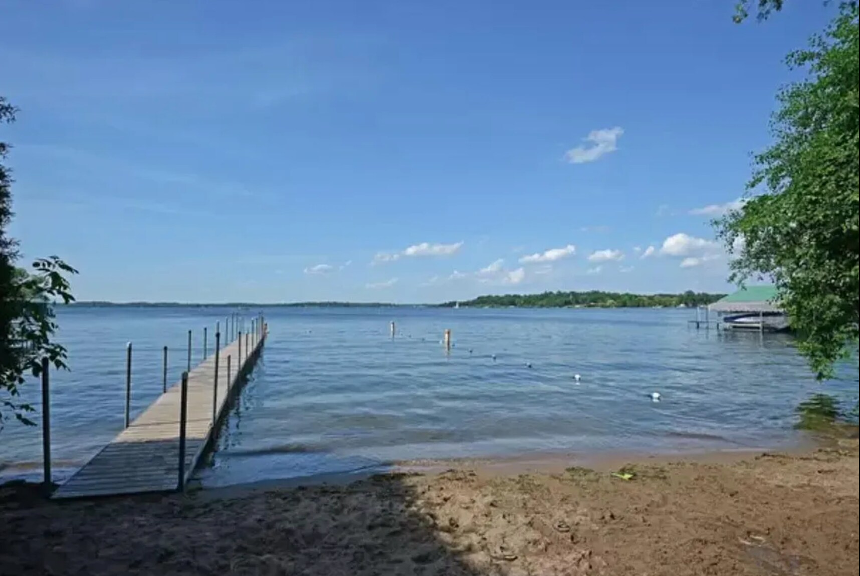 Beach near by - 20565 Linden Rd