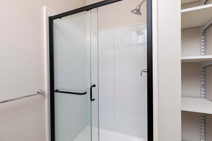 Building Photo - 86 Chosen Vale Ln