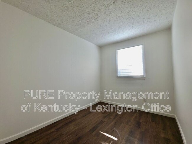 Building Photo - 207 Mt Vernon Rd