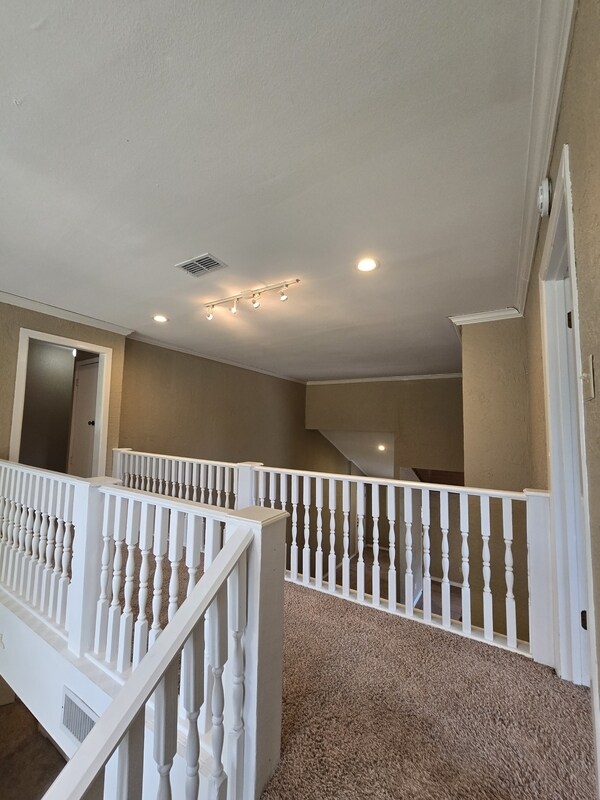 Building Photo - 1822 Northwood Ct