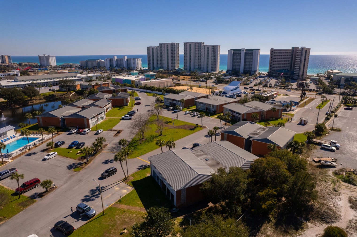 Building Photo - 4000 Gulf Terrace Dr
