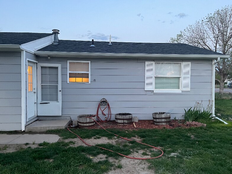 Building Photo - 832 Hamilton St