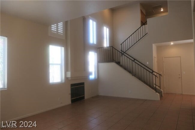Building Photo - 6665 Golden Pond Cir