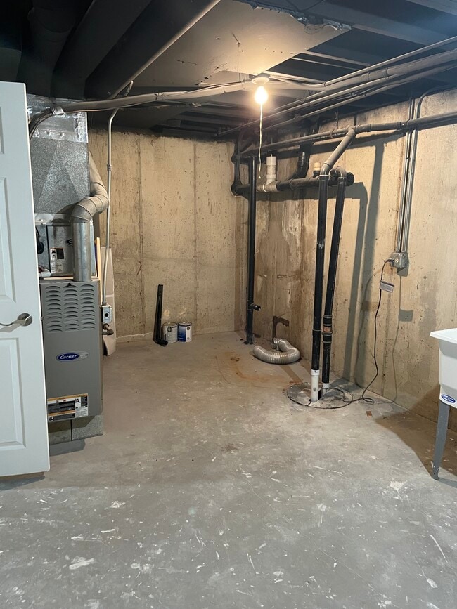 Building Photo - 1505 Sutter Dr