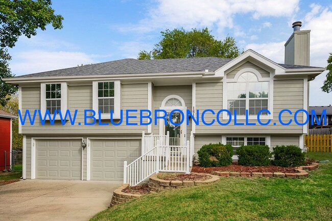 Primary Photo - Check out this spacious home with thoughtf...