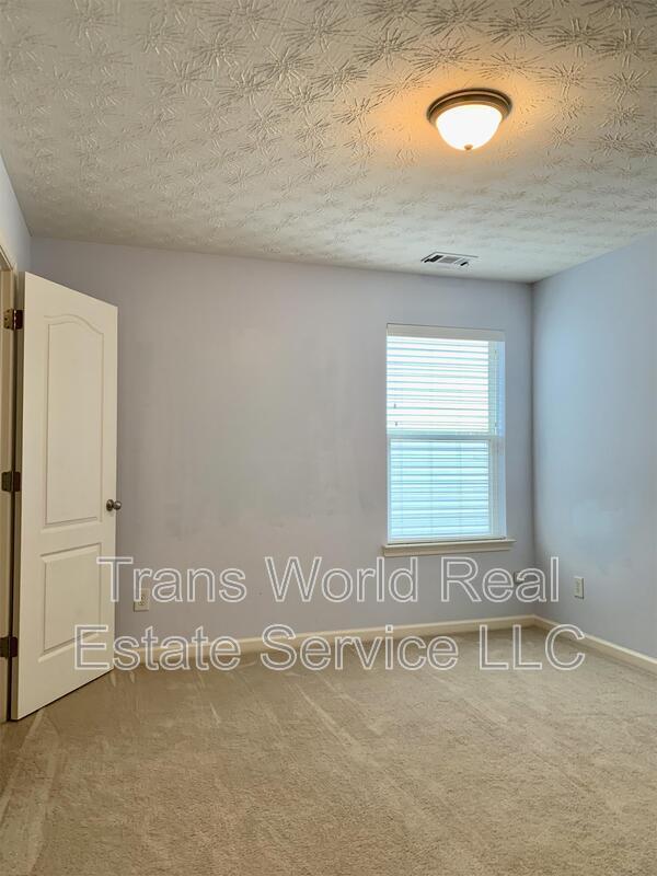 Building Photo - 917 Crested Hawk Trail