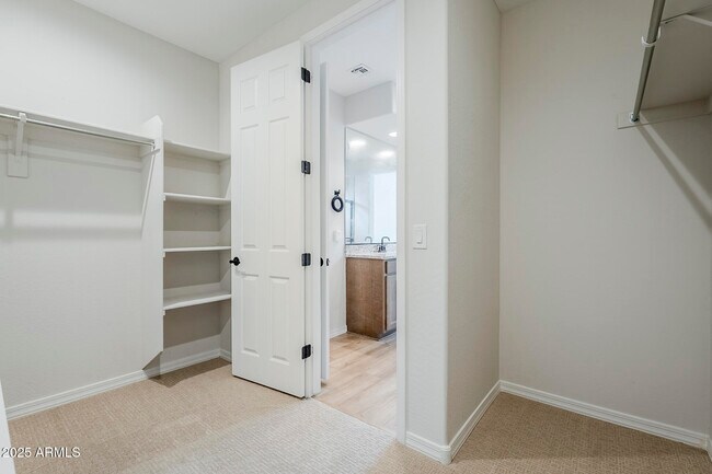 Building Photo - 1621 Flintlock Dr