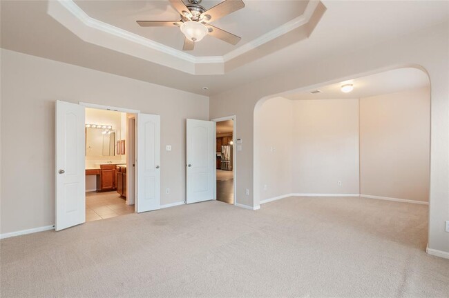 Building Photo - 24218 Courtland Oaks St