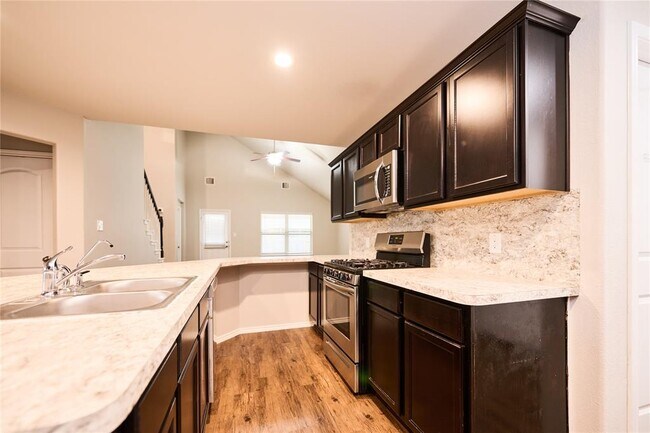 Building Photo - 13918 Nicolet Arbor Ln