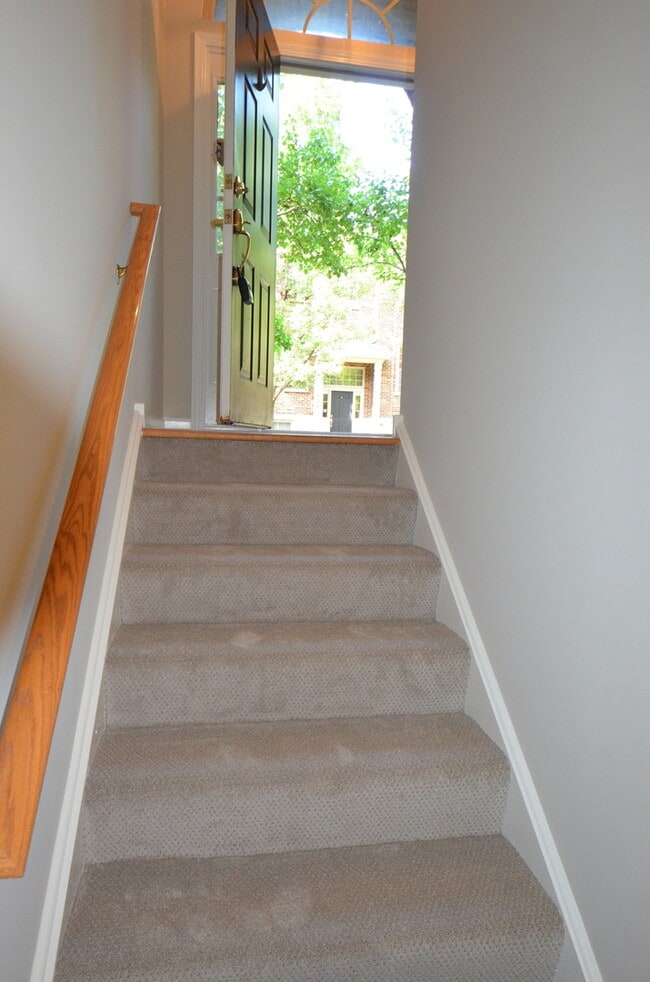 Building Photo - 536 Prestwick Ln