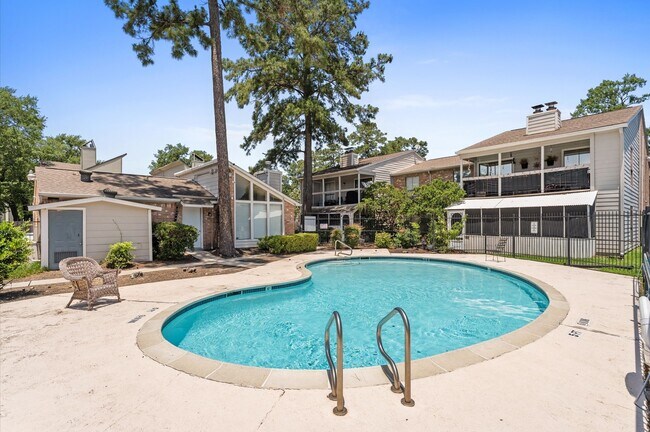 Building Photo - 17331 Red Oak Dr