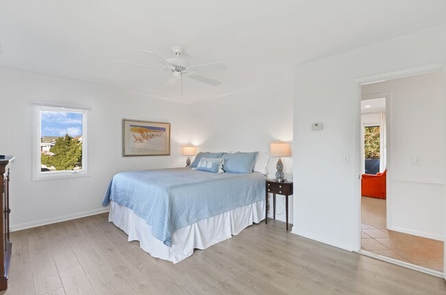 Building Photo - AMAZING WRIGHTSVILLE BEACH OFF-SEASON HOME - Now until End of April 2026