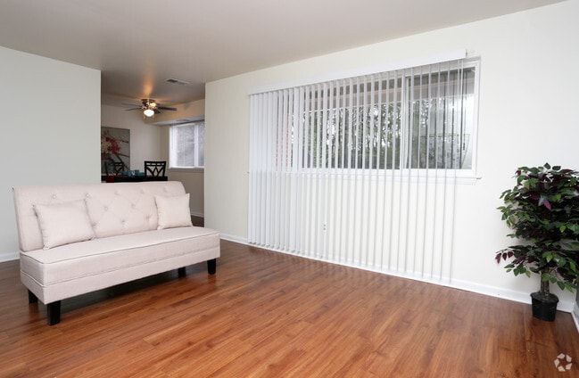 Interior Photo - Holly Lane Apartments