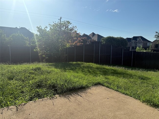 Building Photo - 1438 Kingsley Dr