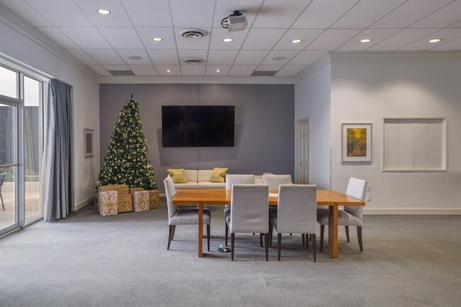 Building Photo - 1801 Lavaca St