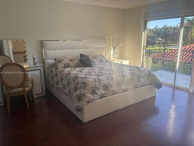 Building Photo - 4520 NW 52nd St