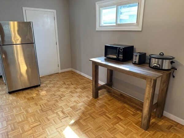 Building Photo - 293 Bowdoin St