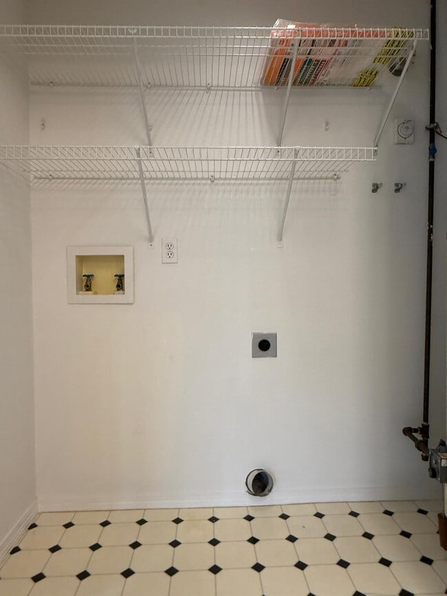 Building Photo - 12411 W 11th Ave