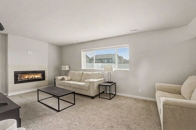 Building Photo - Beautiful Bellevue Home Close to Offutt AFB